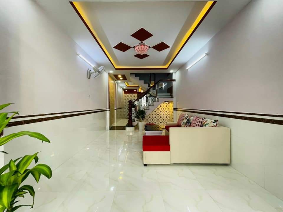 CẦN BÁN GẤP.,HXH 2T.43M2.NGUYỄN DUY CUNG P12,GV . NHỈNH 3X TỶ