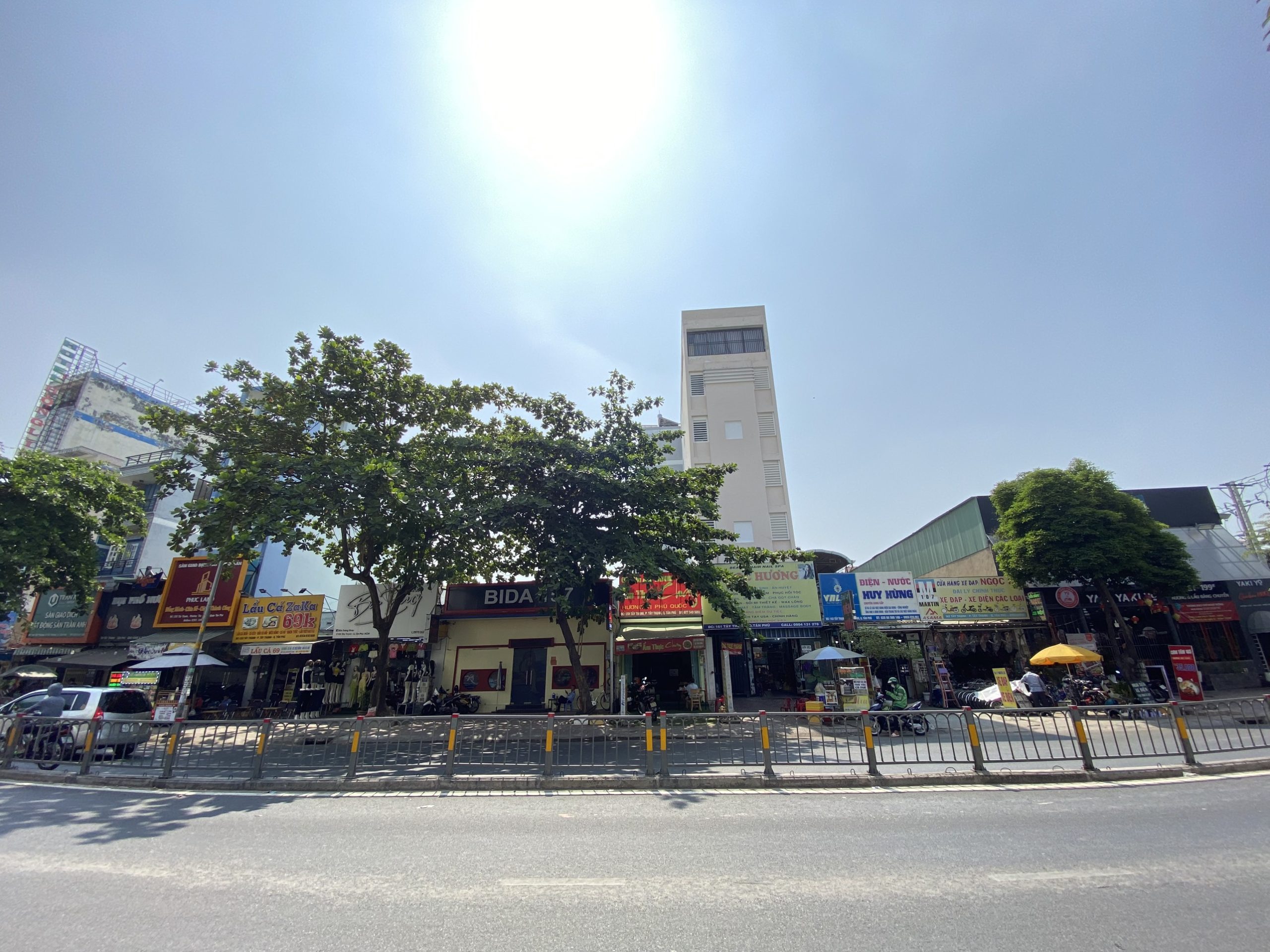 BÁN NHÀ ĐƯỜNG 32M TÂY THẠNH, DT 4X18, VỊ TRÍ ĐẸP. GIÁ 12.5TỶ TL