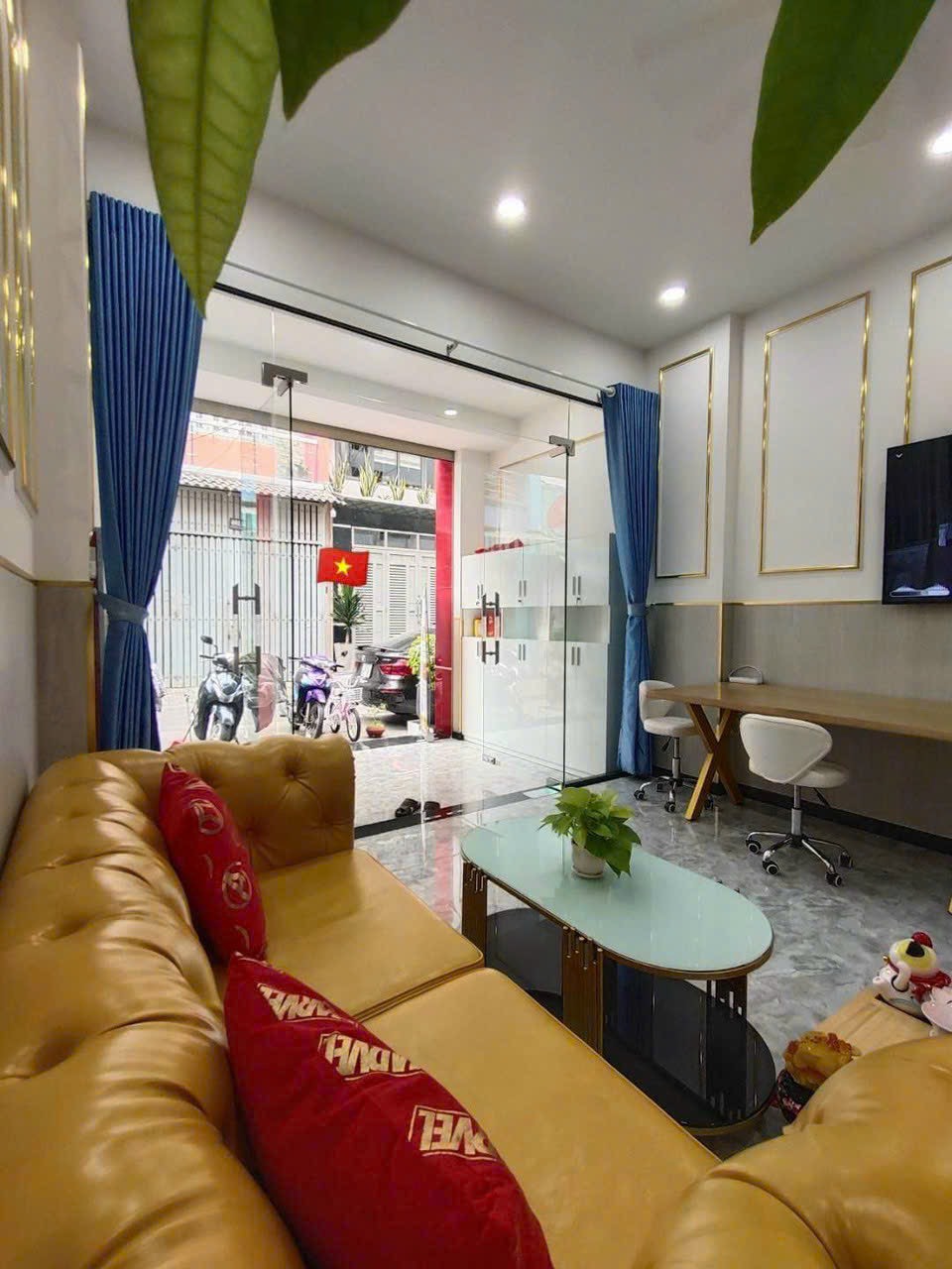 Chính chủ cần bán nhà mới đẹp , Đường Lê Văn Thọ , phường 9 , quận Gò Vấp hẻm 6m, cách 2 căn ra mặt tiền đường