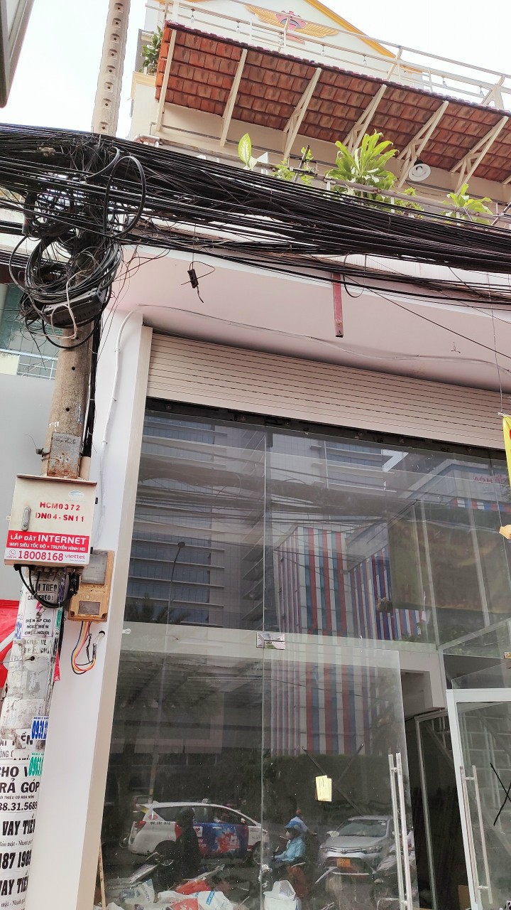 CMT8 Quận 3 Cho Thuê Mặt Bằng Nhà Phố Gần Vòng Xoay Dân Chủ