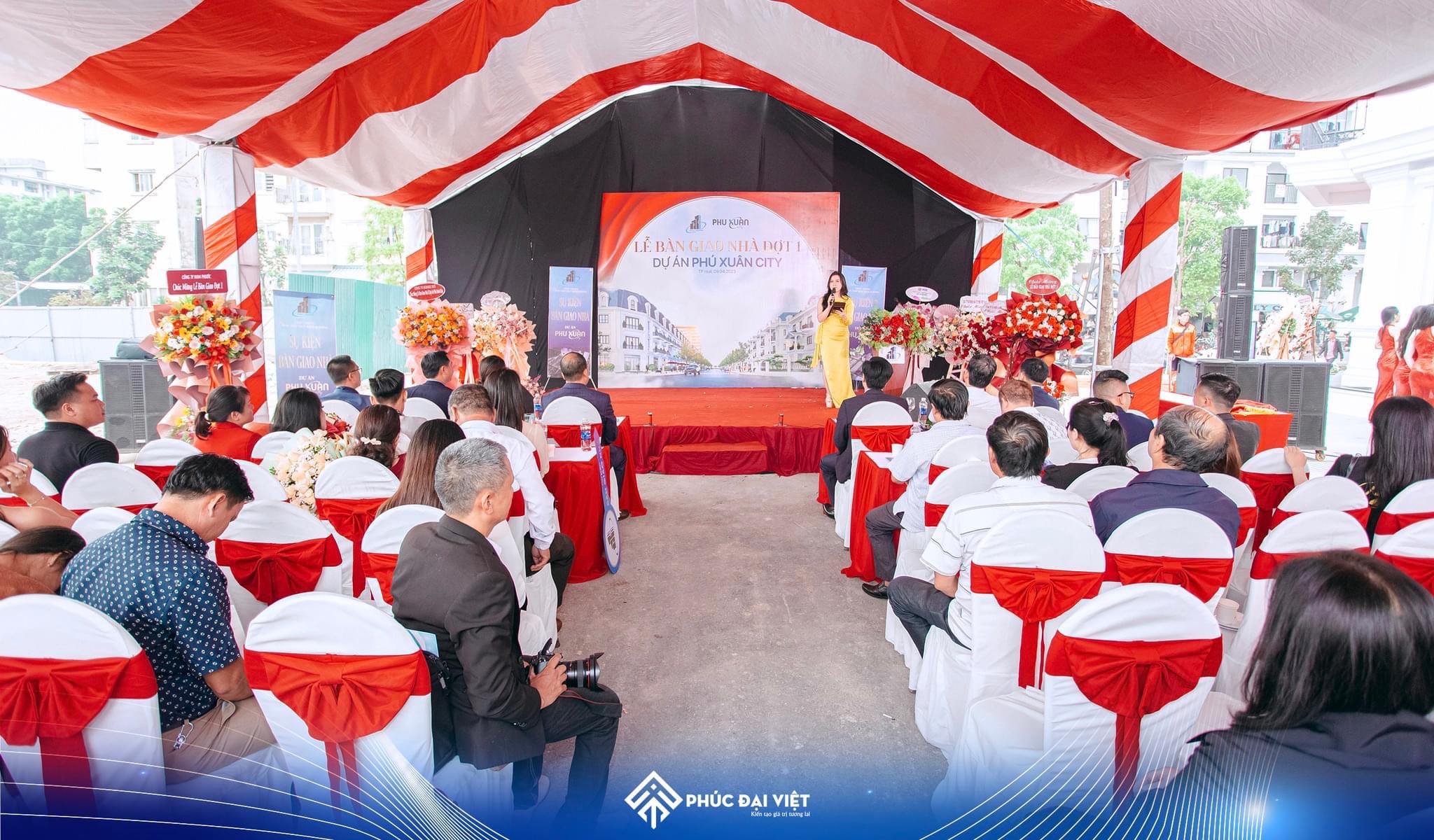 Dự án Phú Xuân City bàn giao nhà cho khách hàng