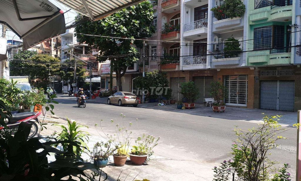 Cần sang spa đường số 6, Bình Trị Đông B.