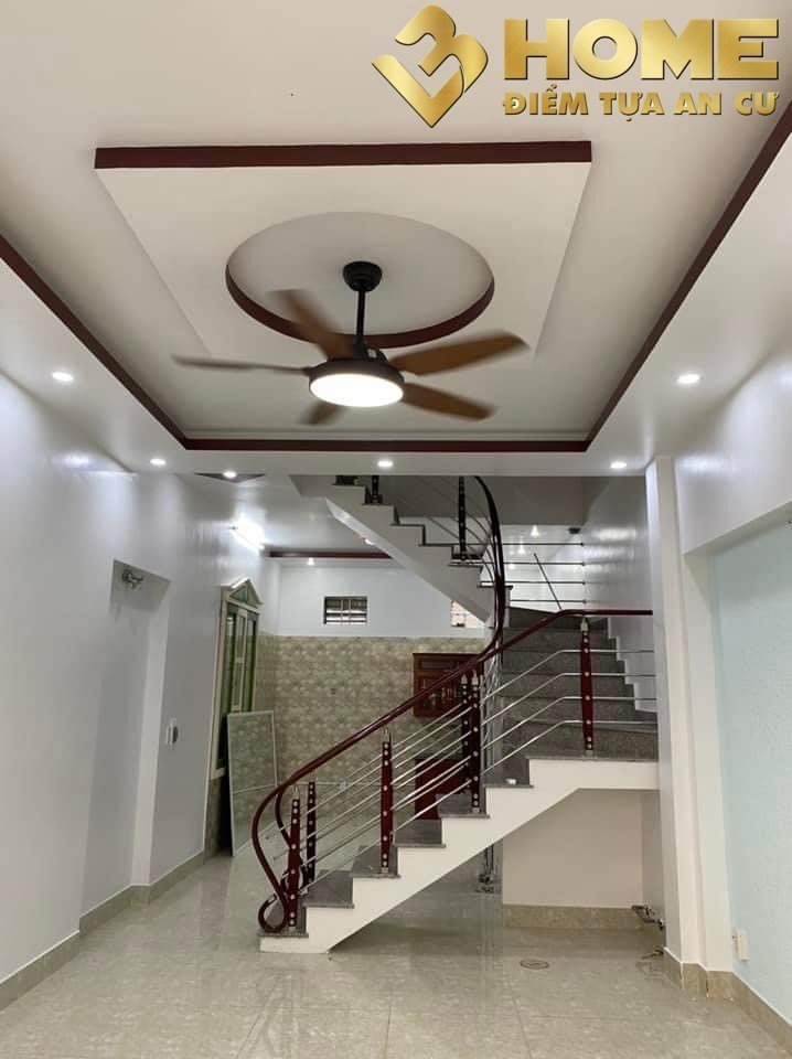 N792. CHO THUÊ NHÀ NGÕ THIÊN LÔI 4 PHÒNG NGỦ VỪA Ở VỪA KINH DOANH.