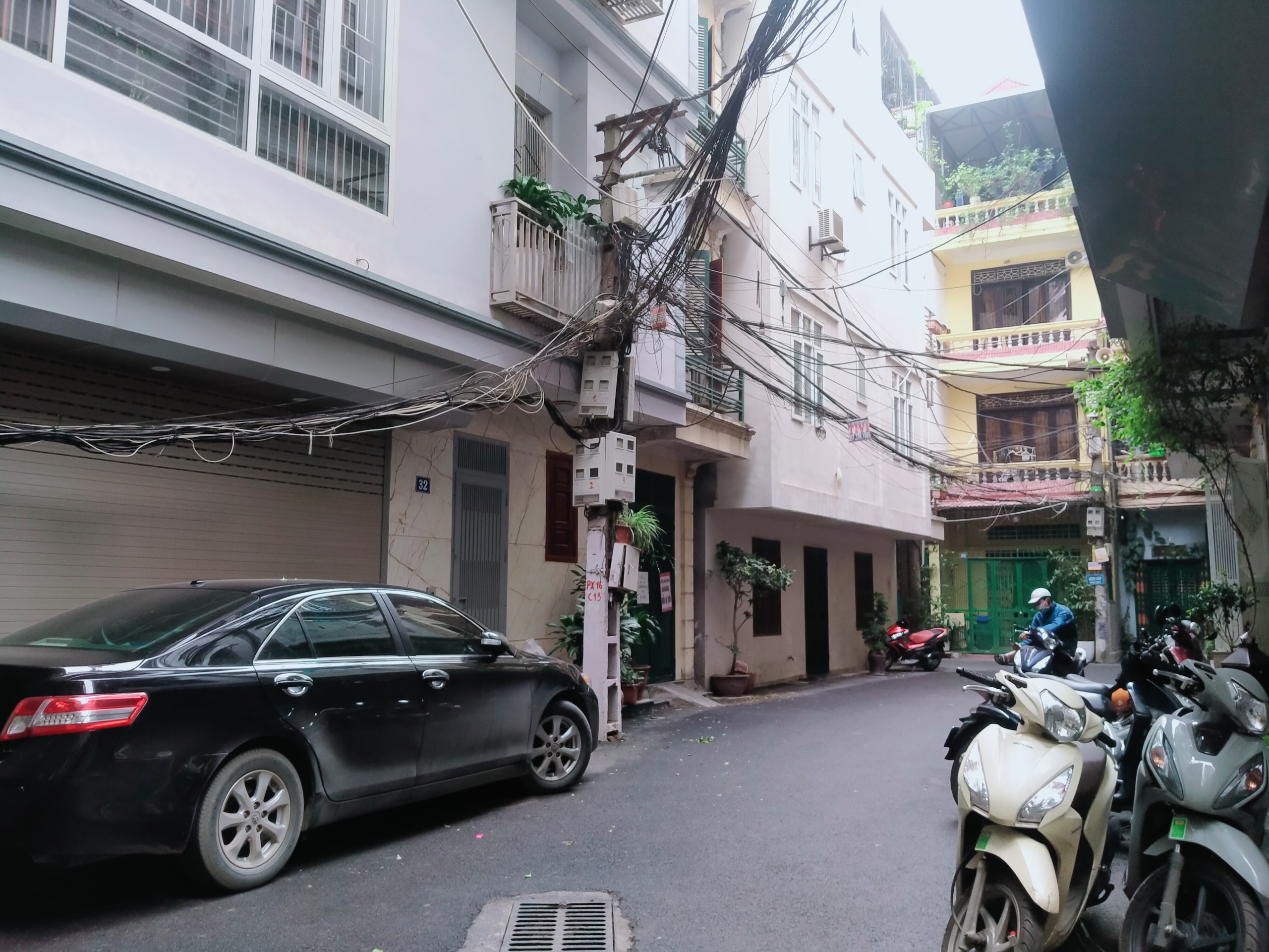 Bán nhà đẹp An Dương-Tây Hồ Ô Tô đỗ cửa,Kinh Doanh dt 40 x5tầng, giá chào 5.6tỷ.