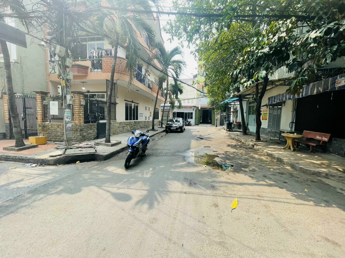 Bán nhà NH 6.8x10M Hẻm xe hơi Lê Đức Thọ P16 Gò Vấp Chỉ 4 tỷ 2