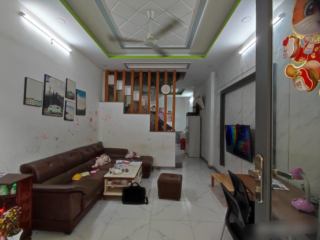 Chính chủ bán nhà 2 tầng đường tân kỳ tân quý, hẻm 4m thông, 63m2 chỉ 5 tỷ