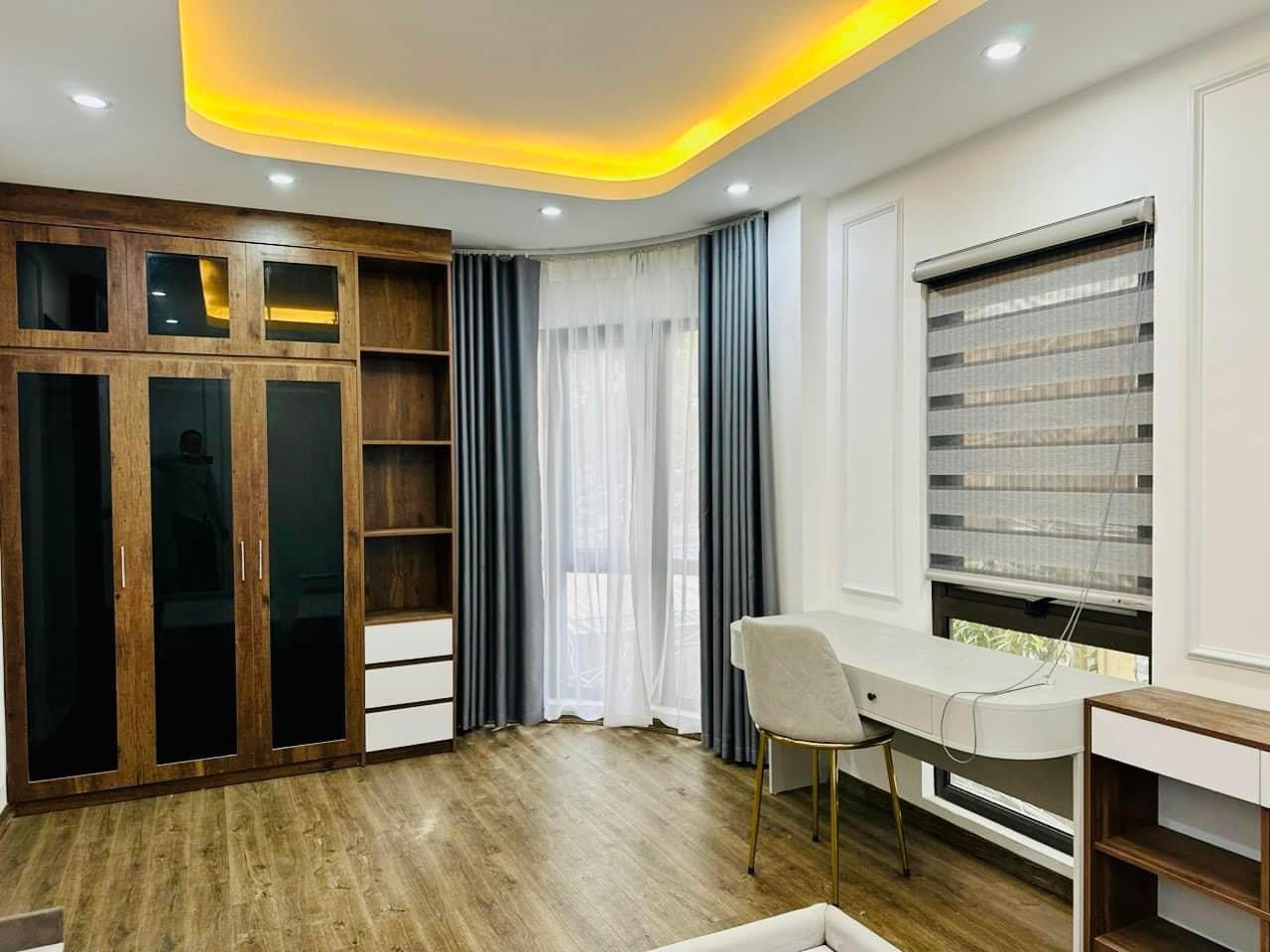 bán nhà mới Bùi Xương Trạchi-Thanh Xuân 32mx5 Tầng-3PN-nhà mới.ở ngay.