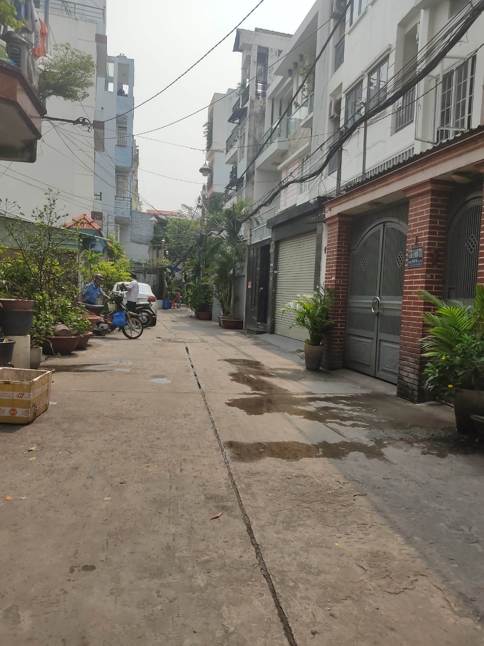 Bán Gấp Nhà Q10, HXH QH 8m thẳng trục Thành Thái, 80m2, 5 tầng