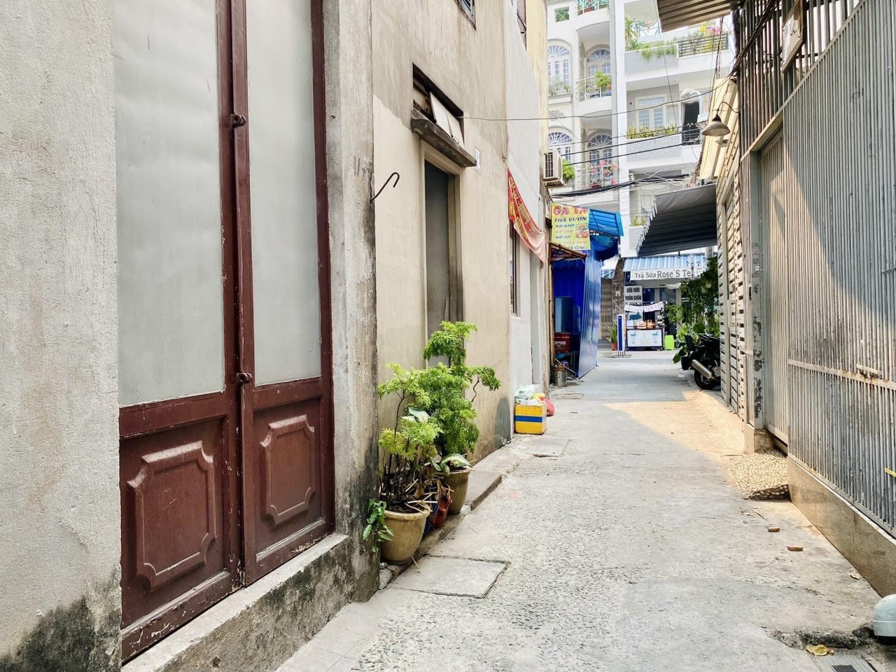 tân phú- nhỉnh 2 tỷ có nhà 28m2 đường nguyễn nhữ lãm, hẻm 3m, sát mặt tiền, ngay chợ.