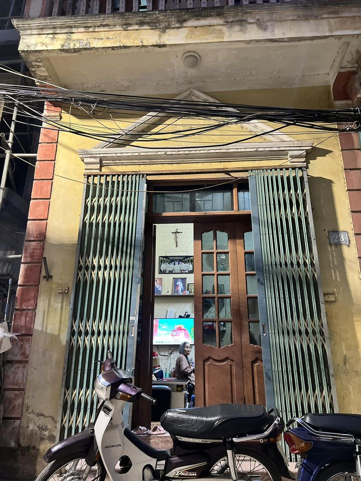 Chính chủ thiện chí bán nhà đất tại Ngõ 373 nhà 23 đường An Dương Vương - Phú Thượng - Tây Hồ - HN.