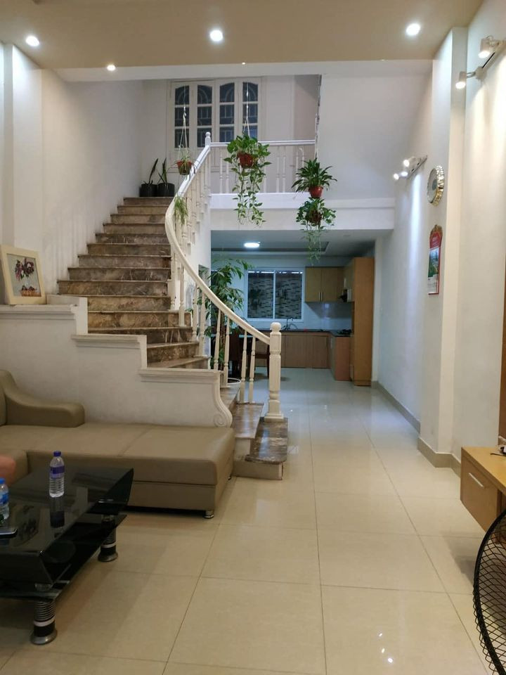 NHÀ THUÊ MẶT NGÕ VĂN CAO - 3 TẦNG - 4 PHÒNG - FULL ĐỒ