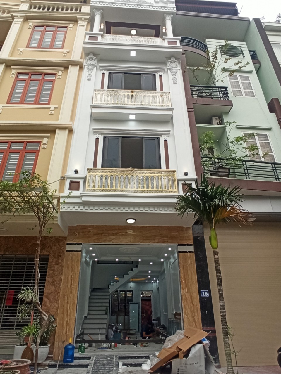 Bán nhà phân lô Khu Bến Láng - Lê Hồng Phong, 4 tầng mới tinh GIÁ 4.35 tỉ view Công Viên