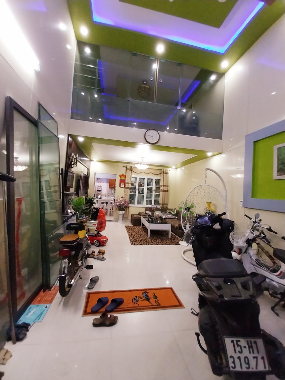 Bán nhà ngõ 52 Nguyễn Công Trứ, 54m x 3 tầng độc lập GIÁ 2.95 tỉ cực đẹp