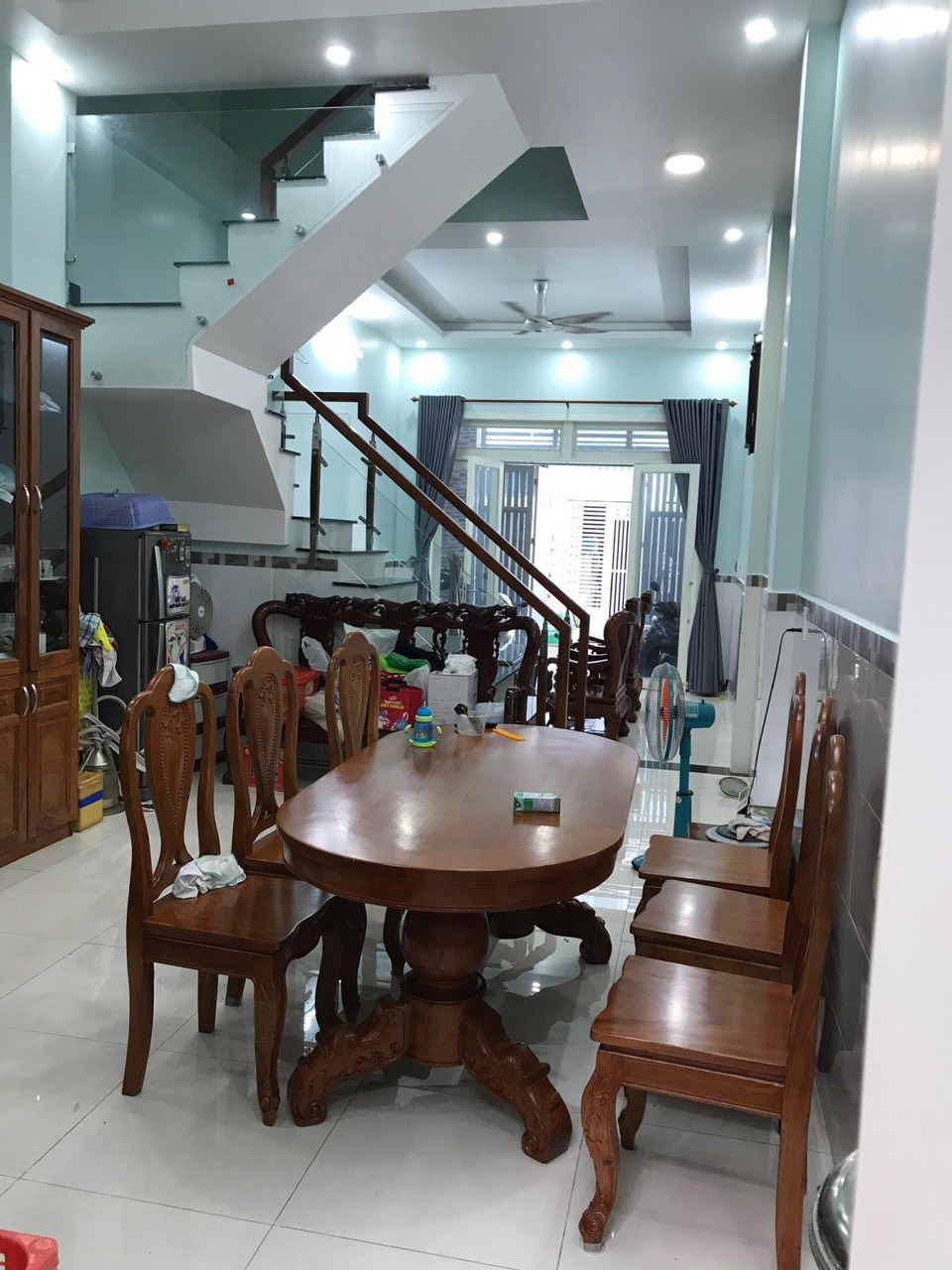 Nhà HXH đình phong phú DT 61m đúc 3 lầu giá tốt, vị trí đẹp