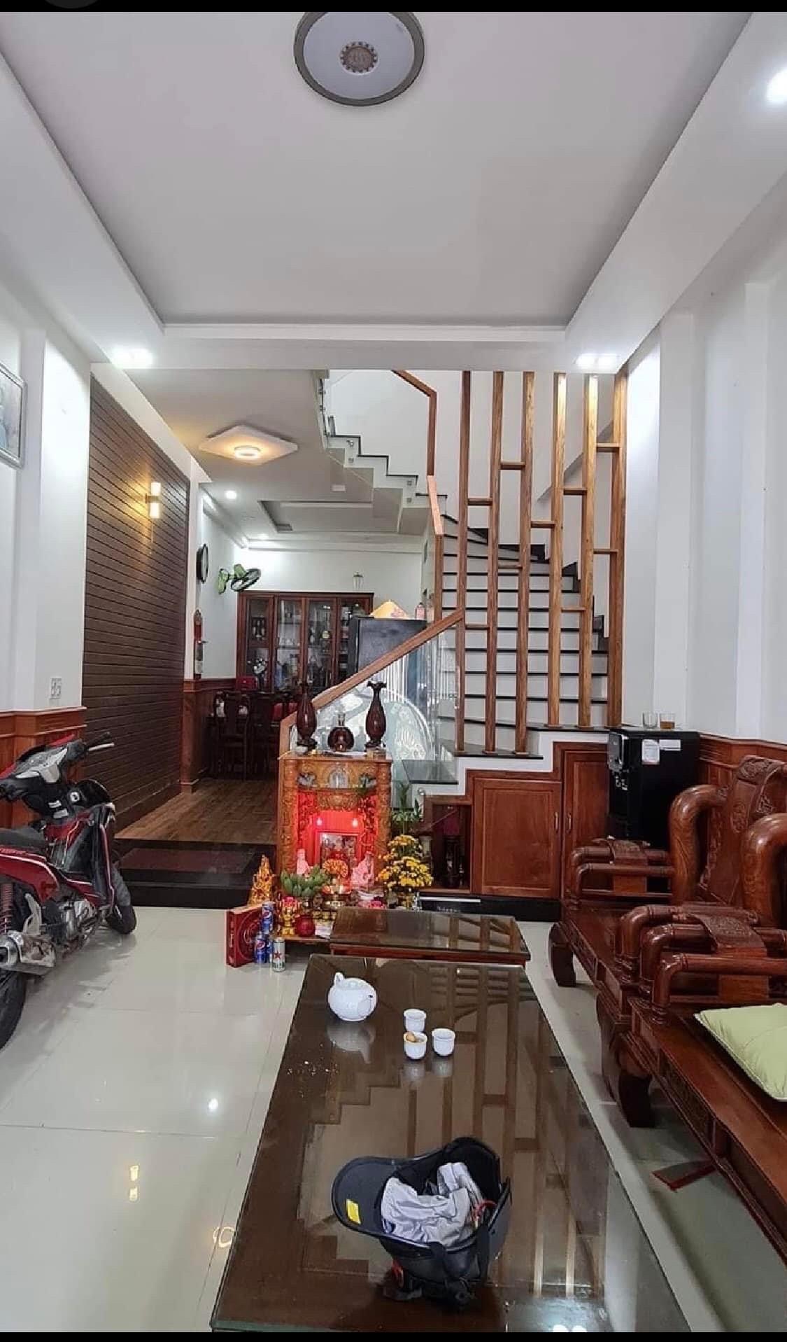 Bán nhà kiệt ô tô Hồ Xuân Hương Ngũ Hành Sơn 3 tầng hơn 80m2 chỉ nhỉnh 5 tỷ.