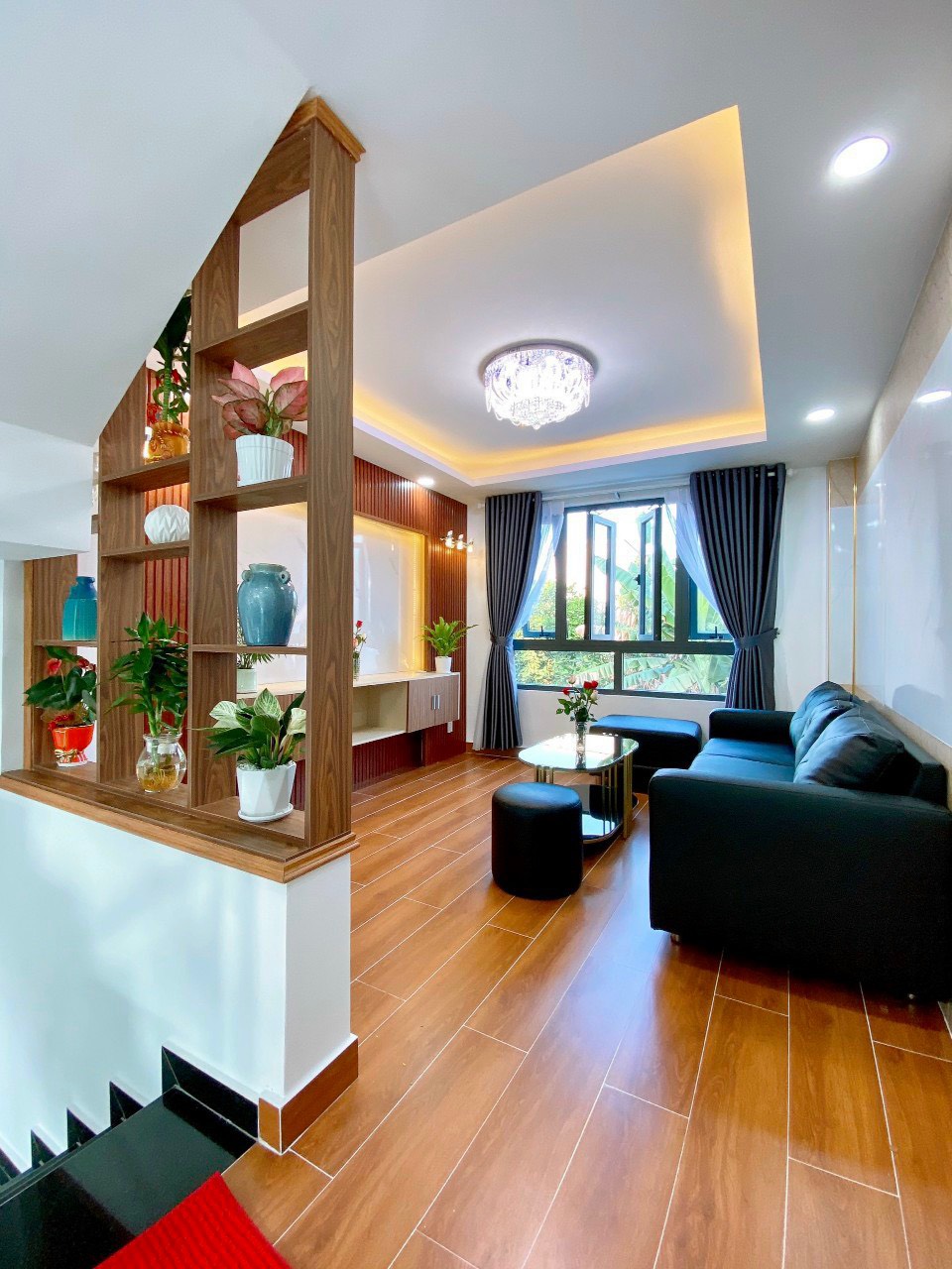 NHÀ BÁN ĐS1 P13 GÒ VẤP.DT: 3.5x12mThiết kế Trệt + Lửng + 3Lầu. 4pn + 4wc + sân thượng. Nội