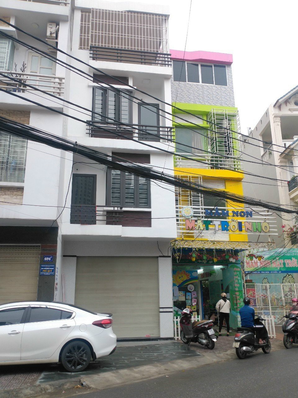 Bán nhà mặt đường số 694 Thiên Lôi, 69m x 4 tầng độc lập GIÁ 6.86 tỉ vị trí cực đẹp