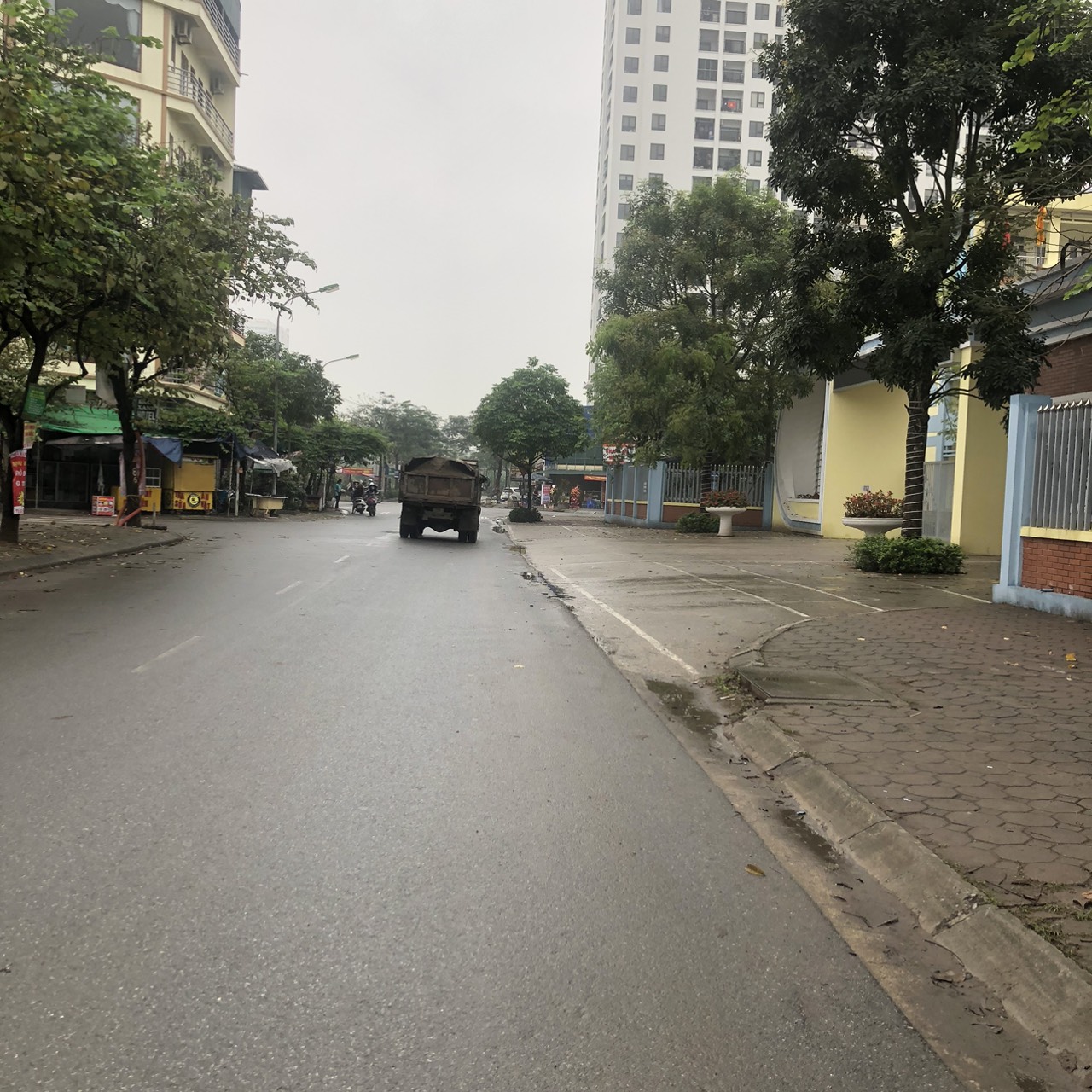 CHO THUÊ KHO XƯỞNG THANH TRÌ 110M2 MT7M, CONTAINER ĐỖ CỬA VÀO NHÀ, CAO RÁO, ĐẦY ĐỦ TIỆN NGHI. CHỈ 10TR/ THÁNG