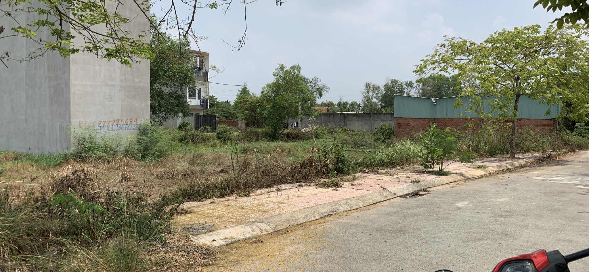 Bán nền đất 80m2, giá 2.5 tỷ Sadeco KDC ven sông, Tân Phong, Q7 cách Vivo City 600m.