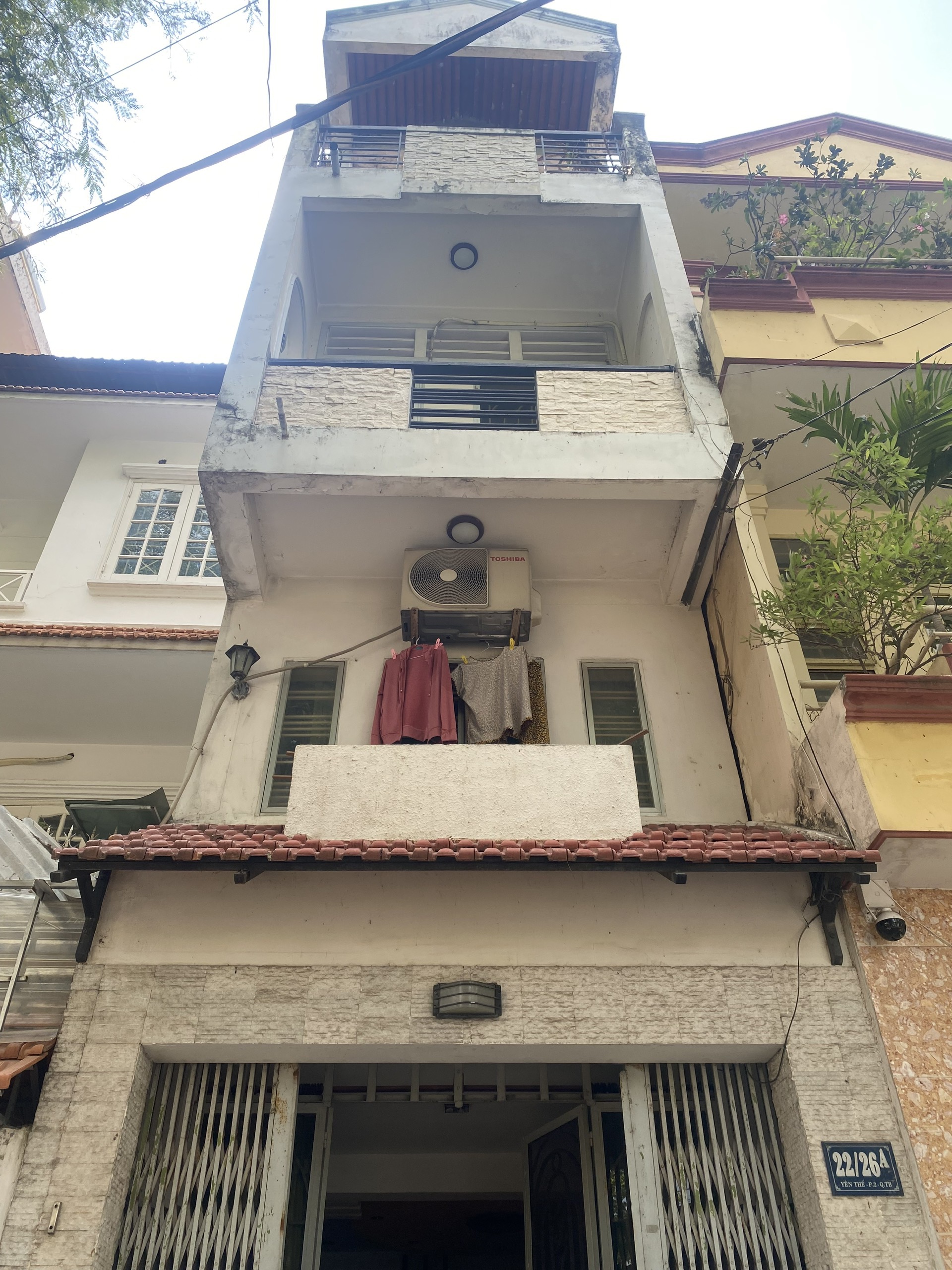 Chính chủ cần bán gấp nhà nguyên căn mặt đường Yên Thế, P2, Tân Bình