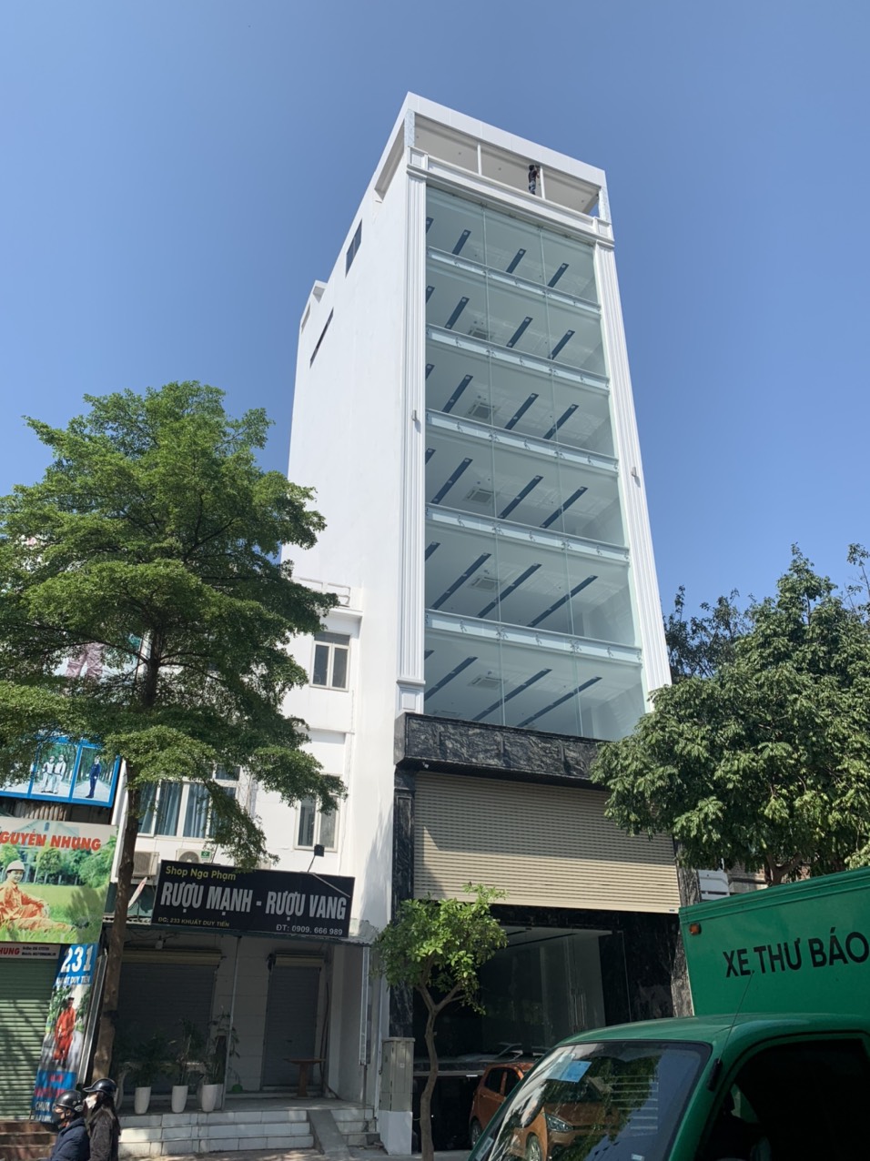 Tòa Văn Phòng XÂY MỚI MP Khuất Duy Tiến 9 Tầng MT 7.2 M -120M2 – 70 Tỷ