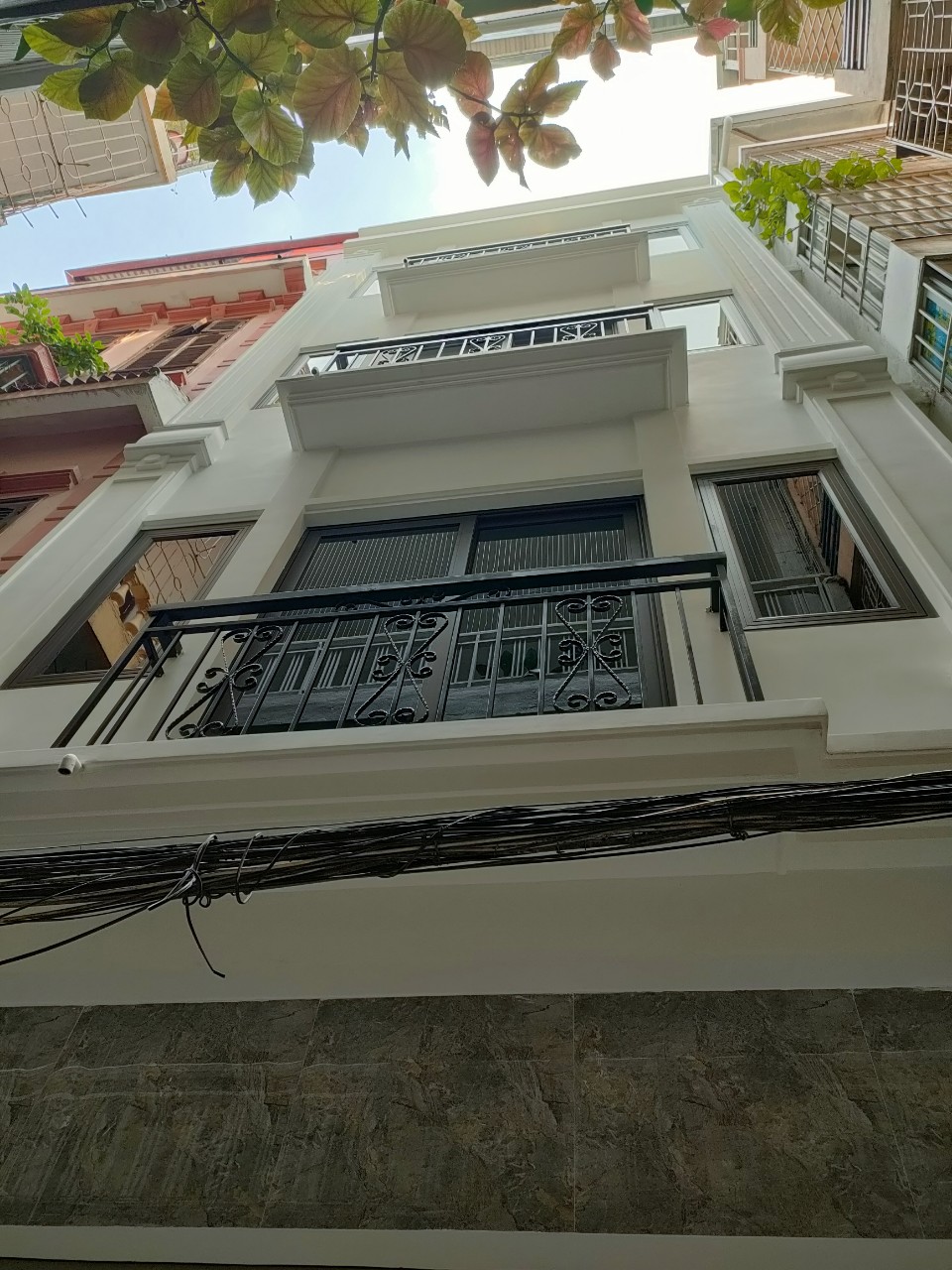 Chính chủ cần bán nhà 5 tầng ở Xuân La Tây Hồ Nhà đã full đồ nội thất