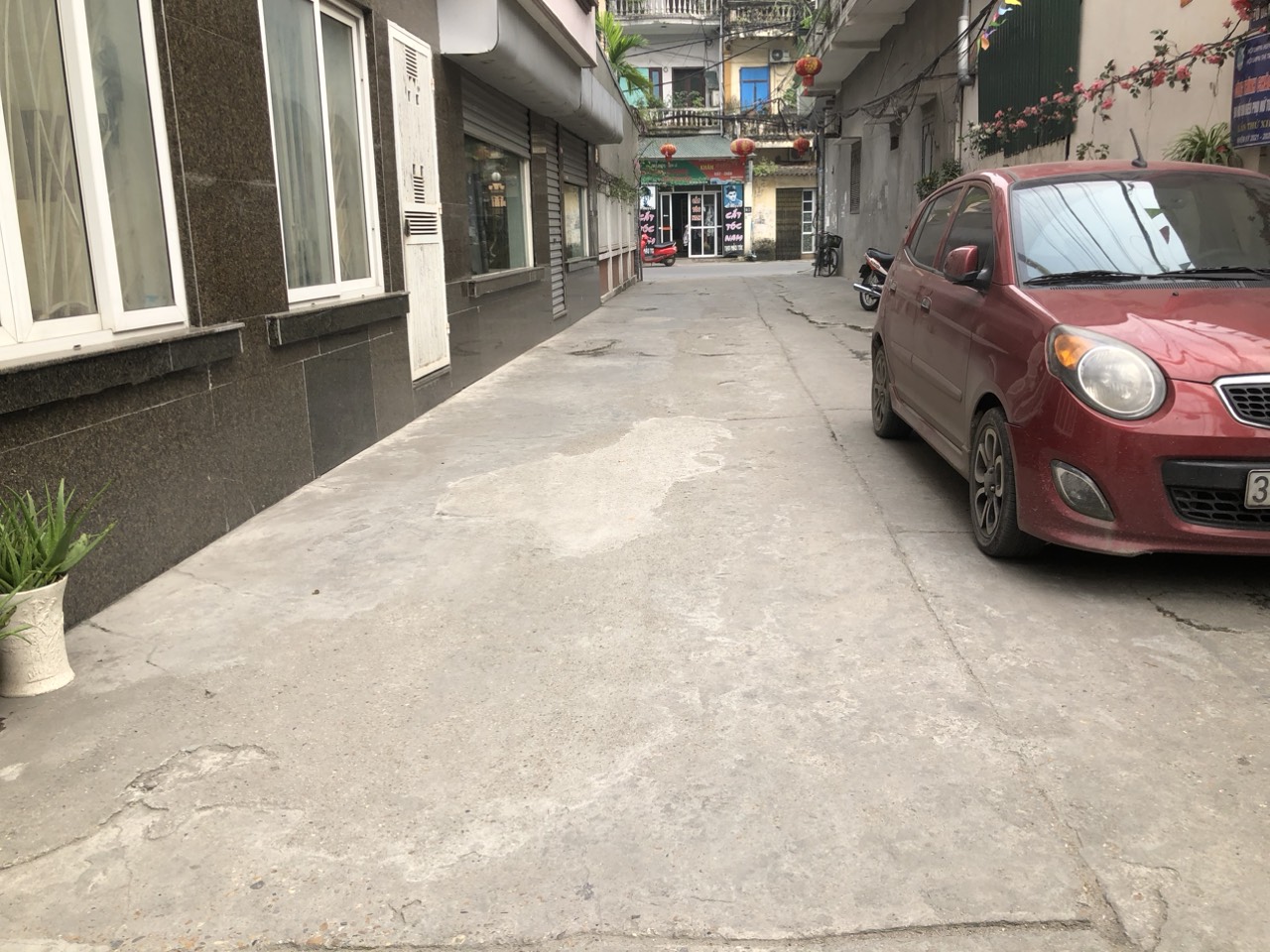 CỰC RẺ! BÁN NHÀ TT THANH TRÌ 42M2 - PHÂN LÔ, Ô TÔ ĐỖ CỬA, KINH DOANH VĂN PHÒNG. NHỈNH 3 TỶ