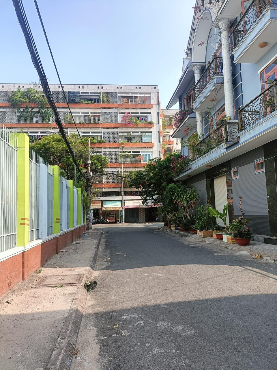 Chính chủ cần bán nhà 2 tầng đường gò dầu, hẻm 8m, 84m2 chỉ 8.3 tỷ