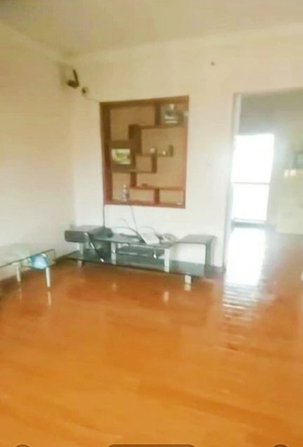 Cho thuê nhà nguyên căn tập thể tầng 5 Thành Công, Ba Đình, HN.