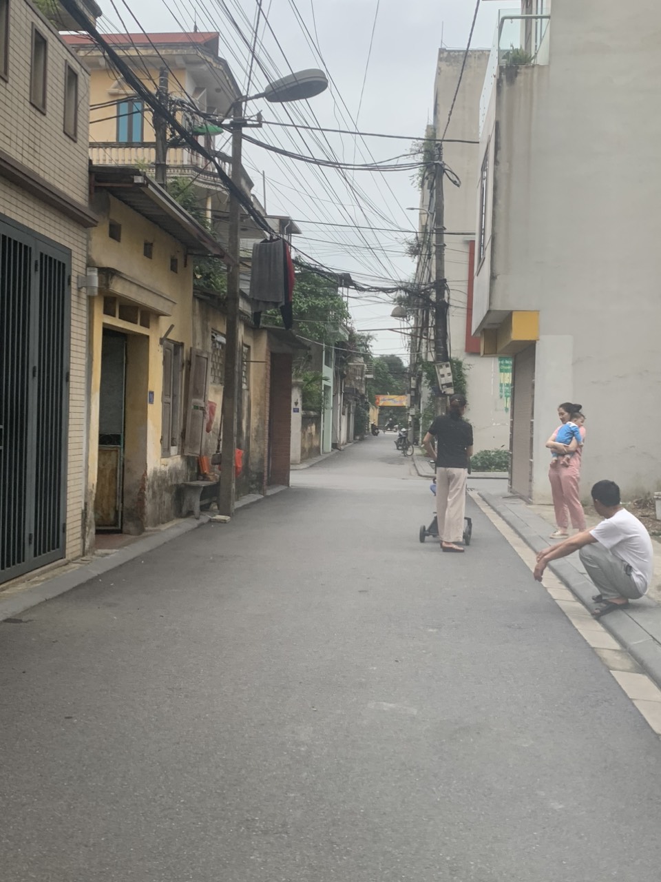 BÁN NHÀ Z153 THỊ TRẤN ĐÔNG ANH ĐƯỜNG OTO TRÁNH NHAU