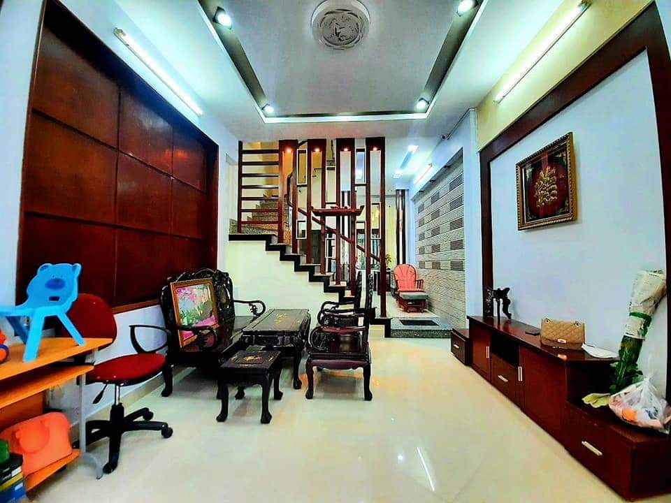 Bán Nhà HXH Đỗ Xuân Hợp Quận 9 sát Thế Giới Di Động 70m2 SHR chỉ 3 tỷ, k quy hoạch