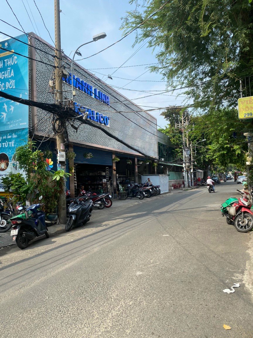 Diện tích khủng, vị trí cực đẹp, bán gấp nhà đường 299 - Lý Thường Kiệt, P.15, Q.11