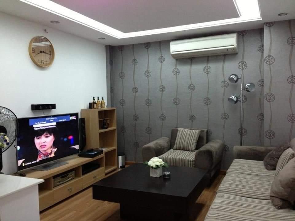 Cần bán nhà Huỳnh Văn Bánh, 81m2 2 Tầng, ngang 4.6m, vuông vức, 8 Tỷ TL