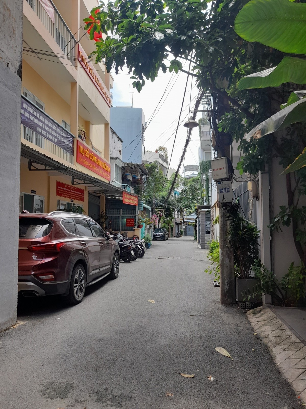 Sát mặt tiền Hoàng Hoa Thám, HXH 4 Tầng 4PN, ngang 3.8m, ở hoặc kinh doanh 7.8 Tỷ TL