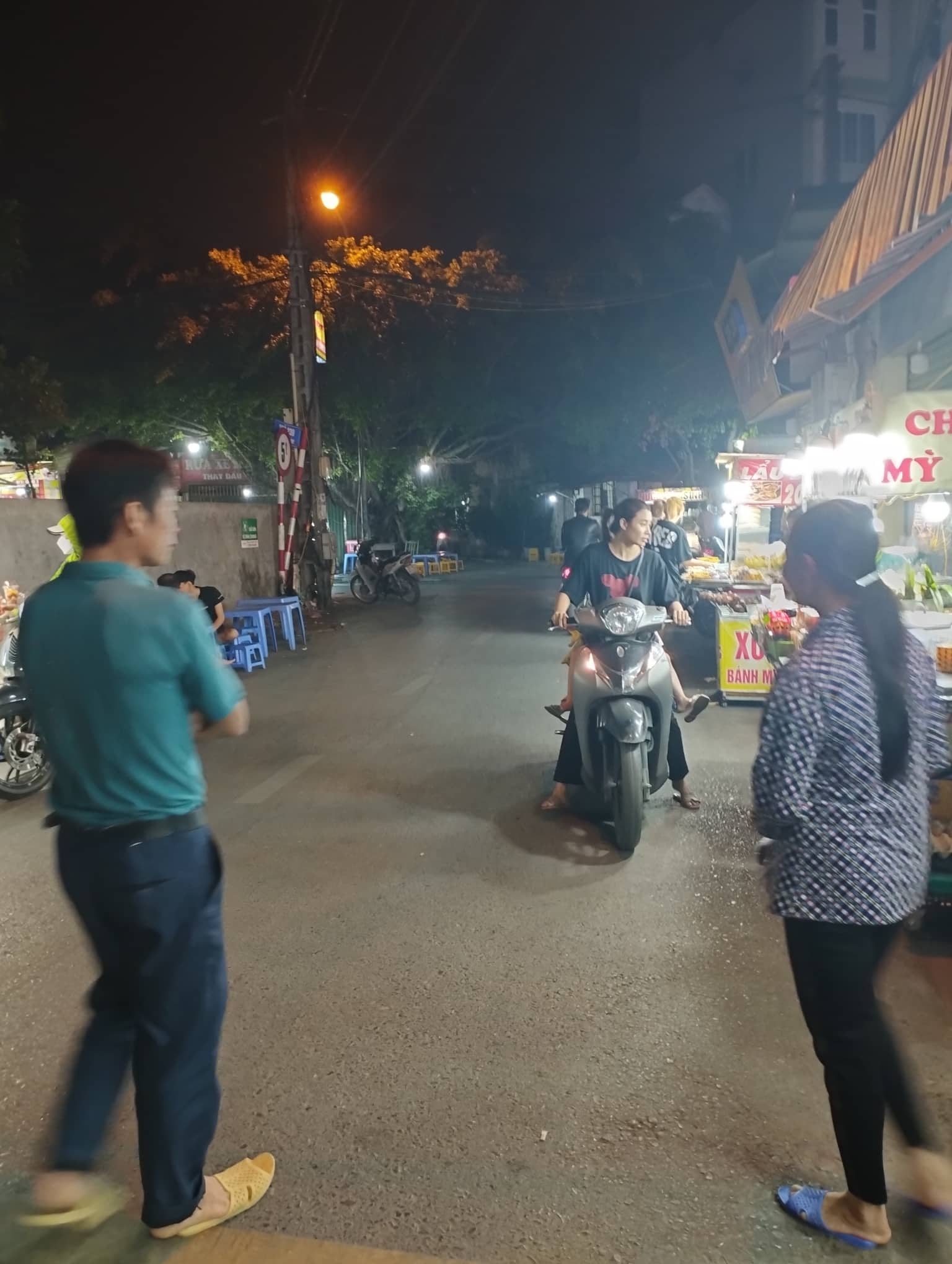 SIÊU NGON! Bán đất Ỷ Lan, Phố Sủi, Gia Lâm, ngõ ô tô vào, 66m2, chỉ 2.6 tỷ