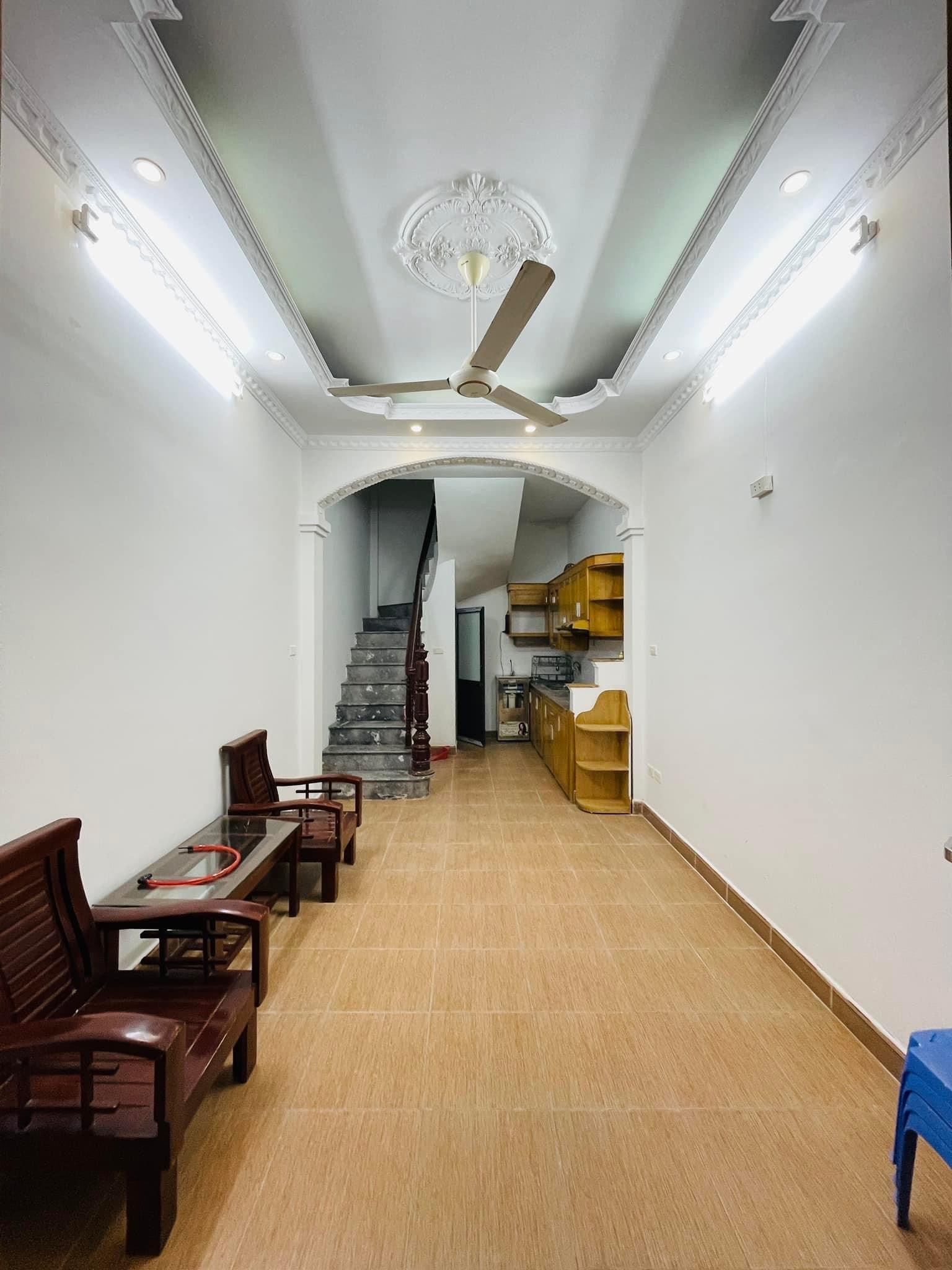 CHỈ 2.7 TỶ CÓ NHÀ ĐẸP - LÔ GÓC - 15M RA OTO TRÁNH PHỐ TÂN_MAI TRƯƠNG_ĐỊNH - SỔ ĐỎ CHÍNH CHỦ VUÔNG ĐẸP