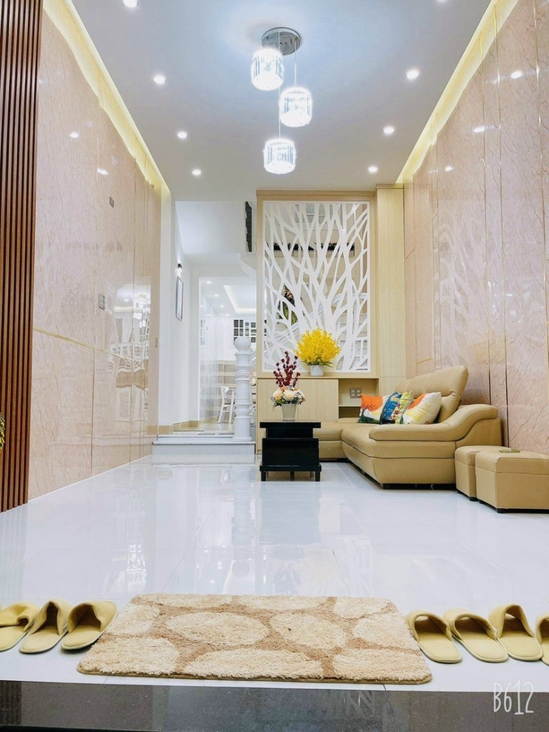 HẢI CHÂU-BÁN NHÀ ĐẸP MT HÀN MẶC TỬ-50M2-4T-NGANG4M- GIÁ 4-5 TỶ-0905891799