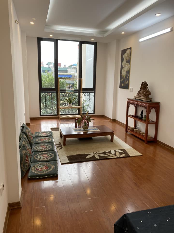 Bán căn nhà 126m2 phố Âu Cơ, Tây Hồ Gara Ô tô 29 chỗ Ngõ thông Kinh doanh đắc địa 11.4 Tỷ