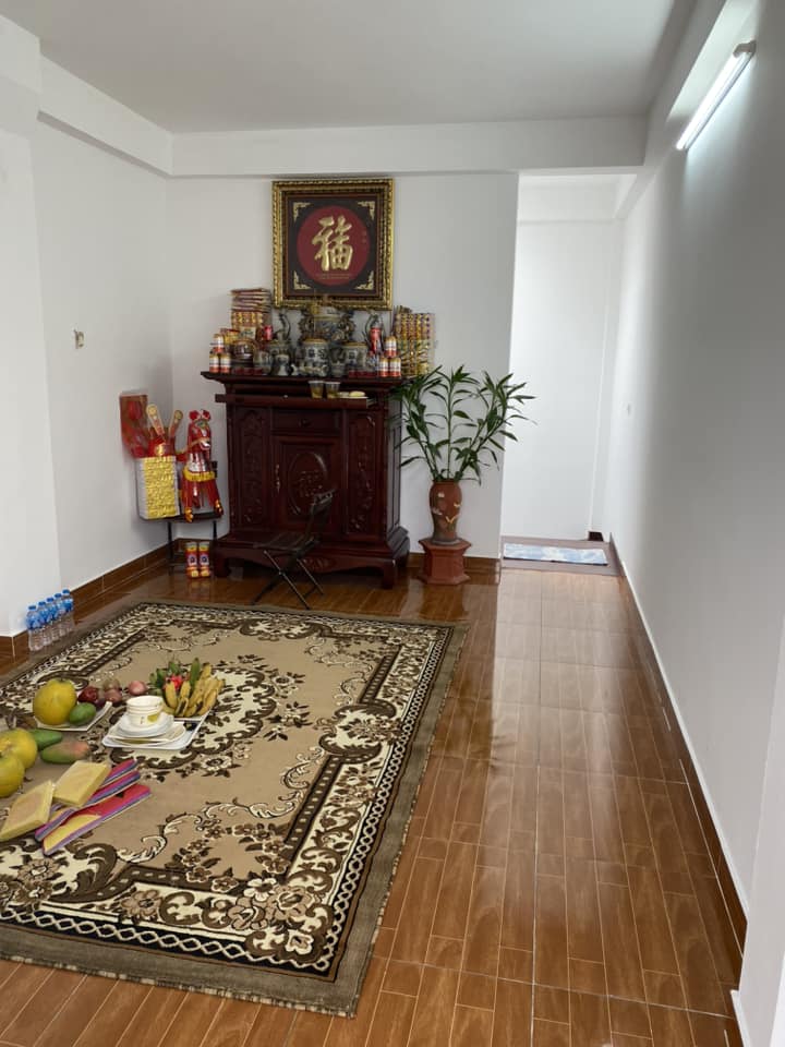 Bán ngôi nhà 126m2 phố Âu Cơ, Tây Hồ Gara 2 Ô tô Ngõ thông Kinh doanh 11.7 Tỷ