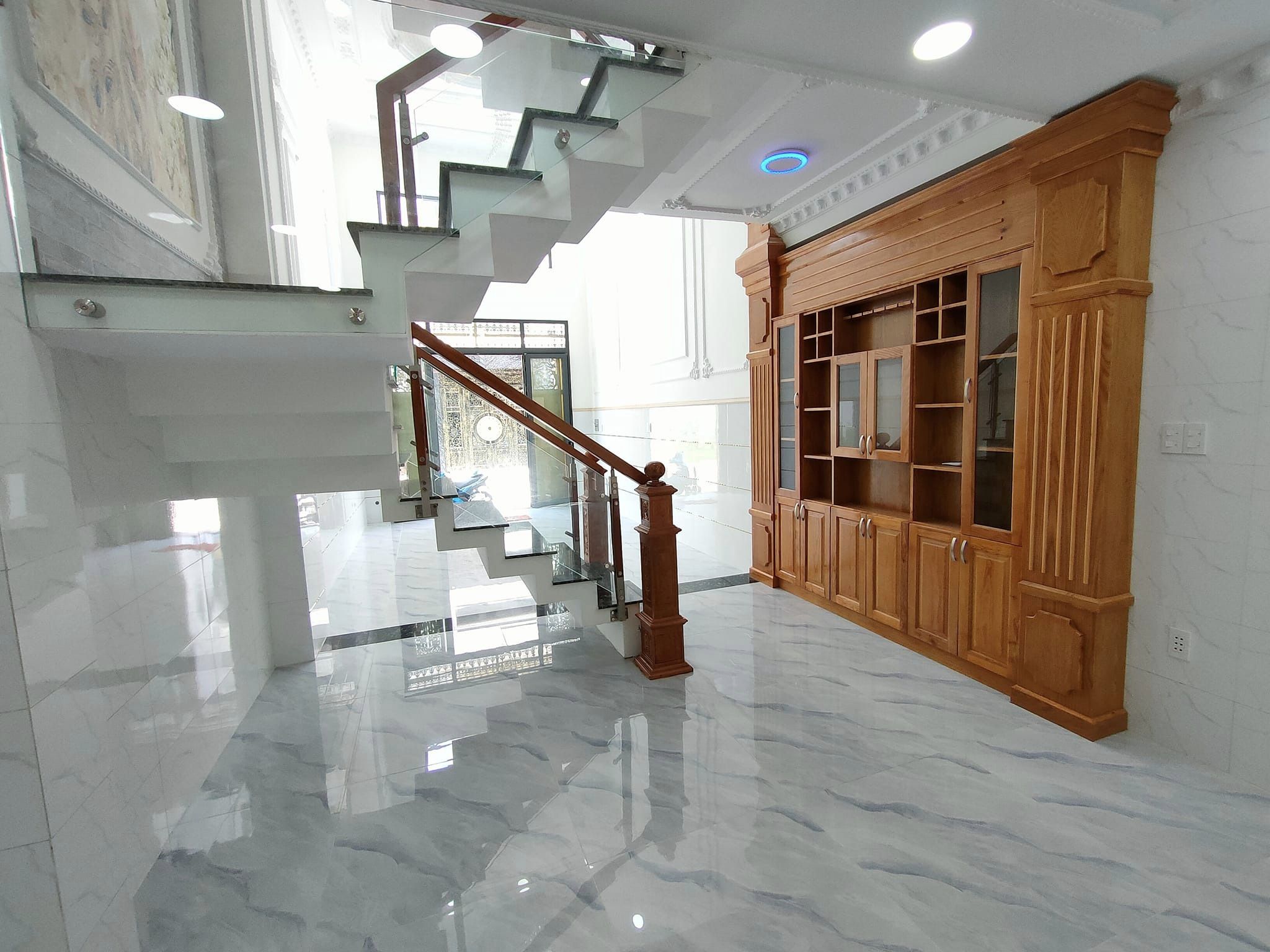 Bán Nhà 3 Tỷ Nguyễn Kiệm Phường 3- Đủ Công Năng - Hợp Gia Đình 5người