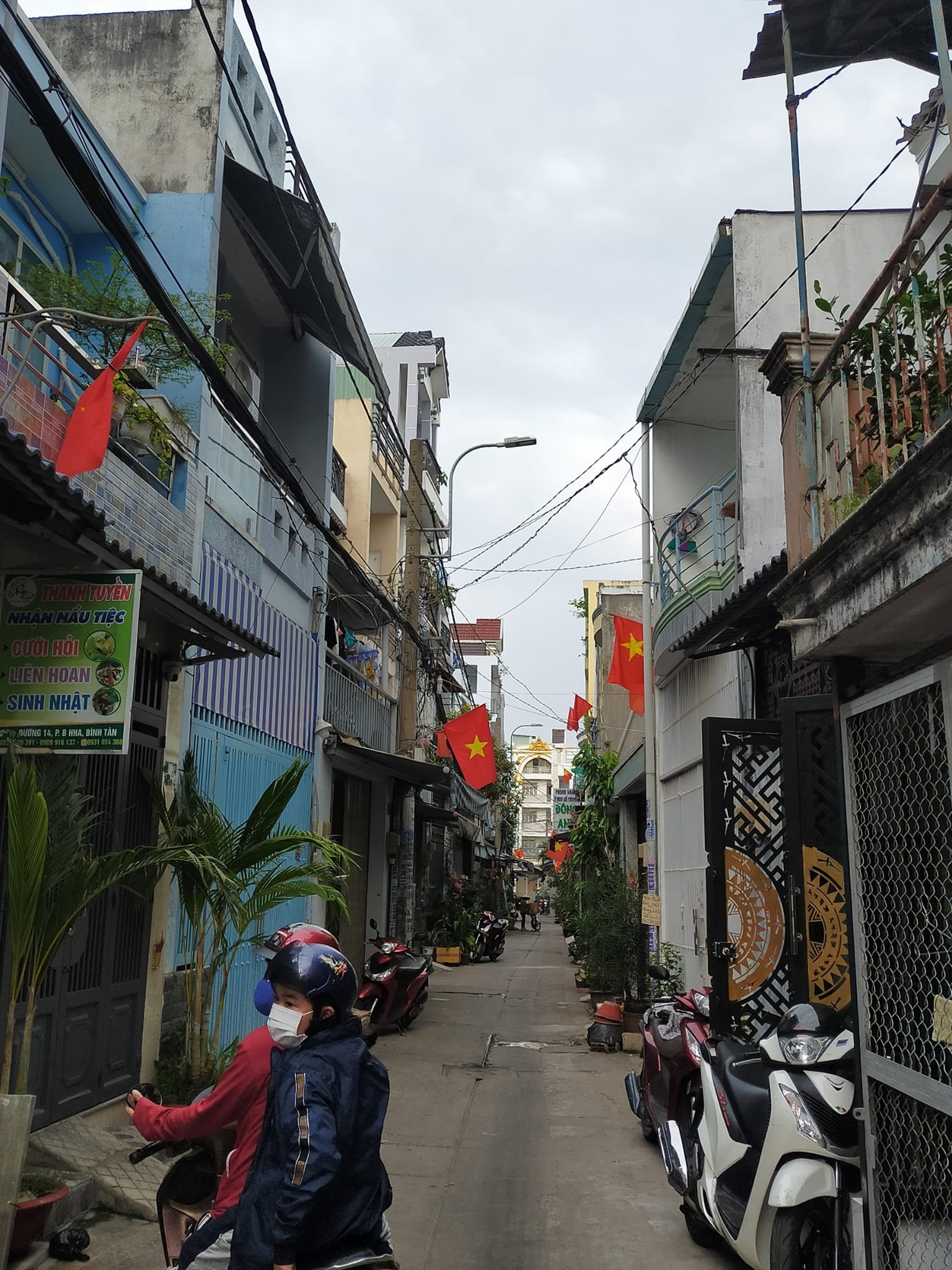 Nhà Mới Đẹp ở Ngay Hẻm Xe Hơi Nội Thất Cao Cấp Đường Quang Trung Gv