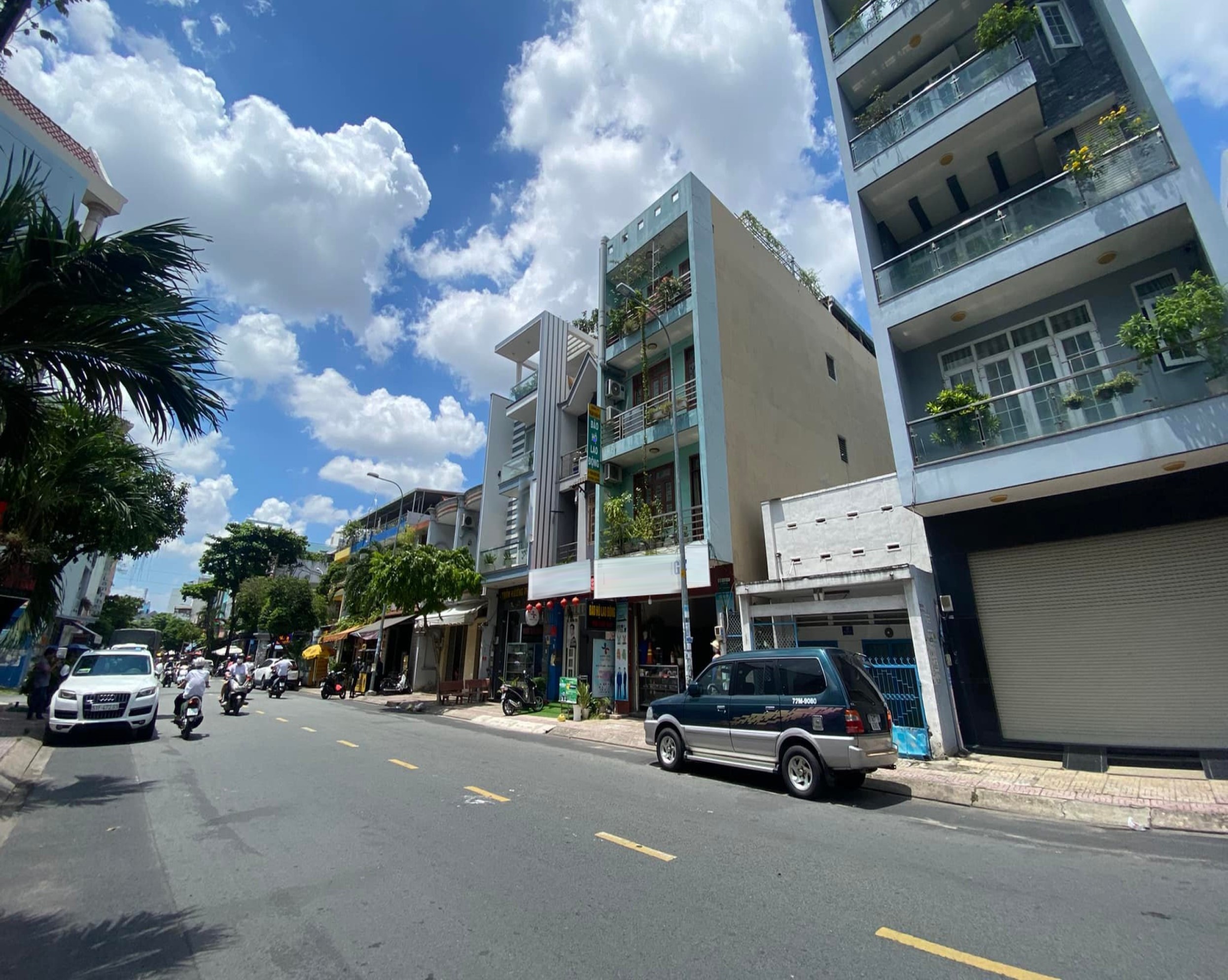 Bán Nhà Mặt Tiền Kinh Doanh - Ngang 5M, 125m2 Trần Hưng Đạo, Tân Sơn Nhì, Tân Phú, 17 Tỷ