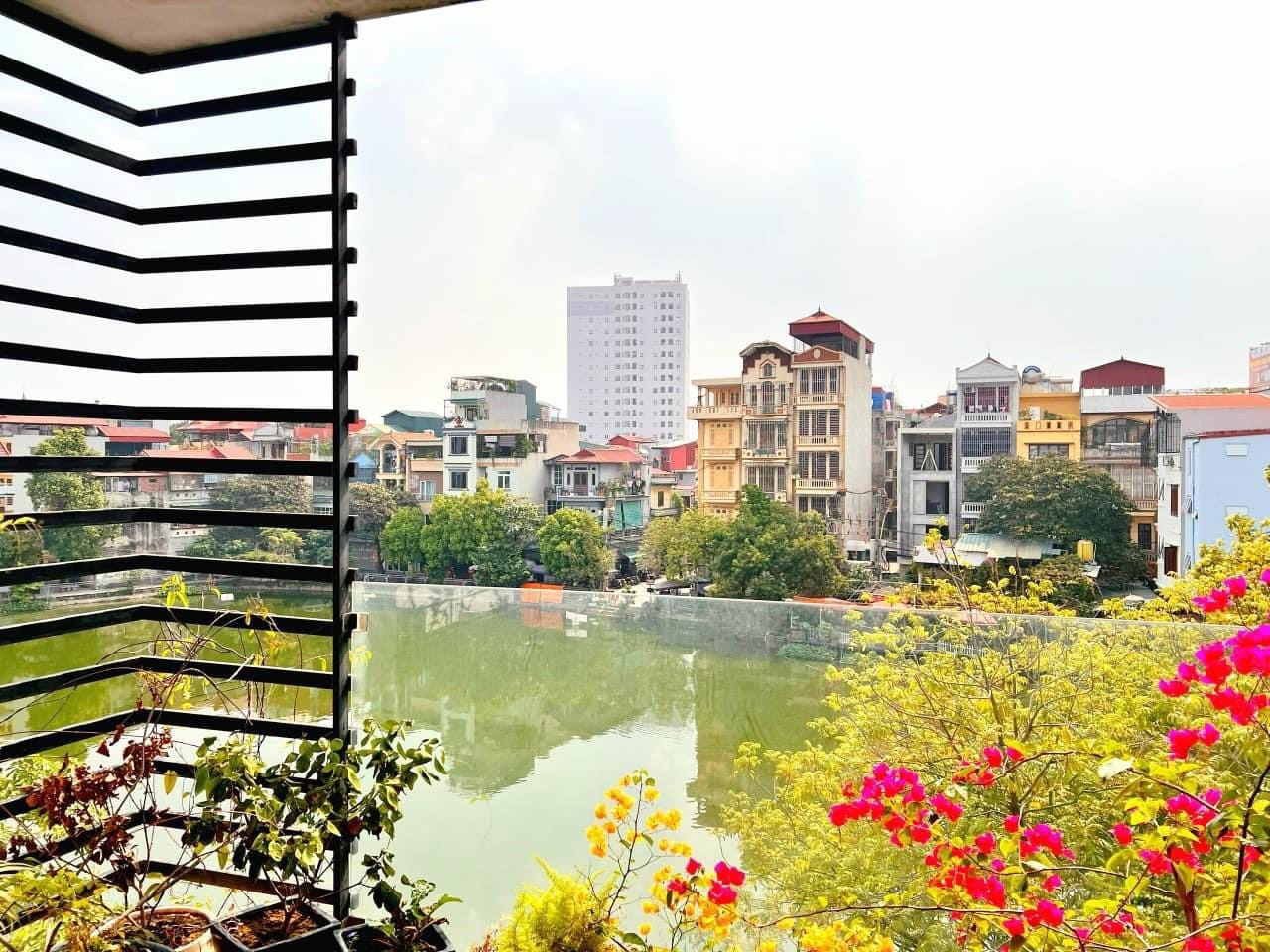 Bán Nhà NGÕ 358 Bùi Xương Trạch nhỉnh 8 TỶ, 4 TẦNG, 66m2,MT 3.3m,ngõ ô tô TRÁNH