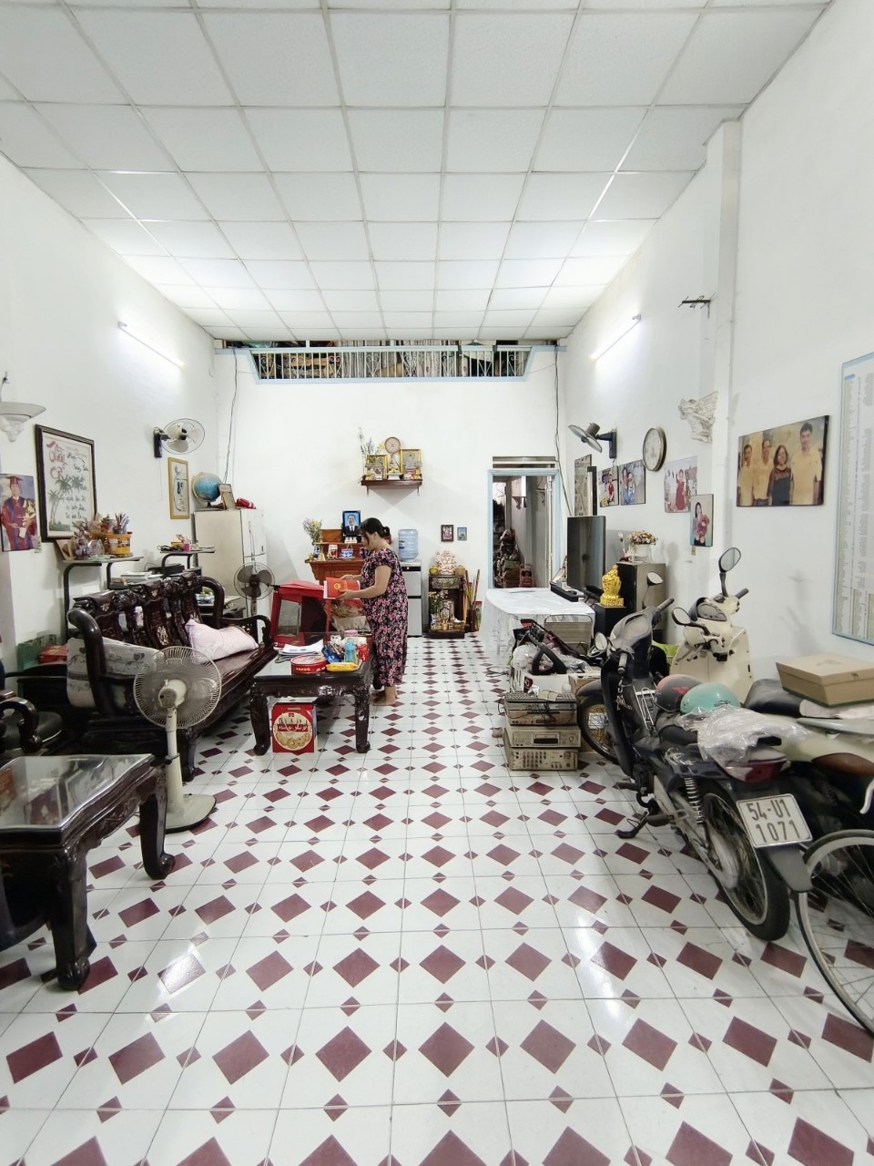 BÁN NHÀ LÊ THÚC HOẠCH, TÂN PHÚ HẺM XE HƠI NGANG LỚN 5M - 2 TẦNG - 5PN CHỈ NHỈNH 6 TỶ