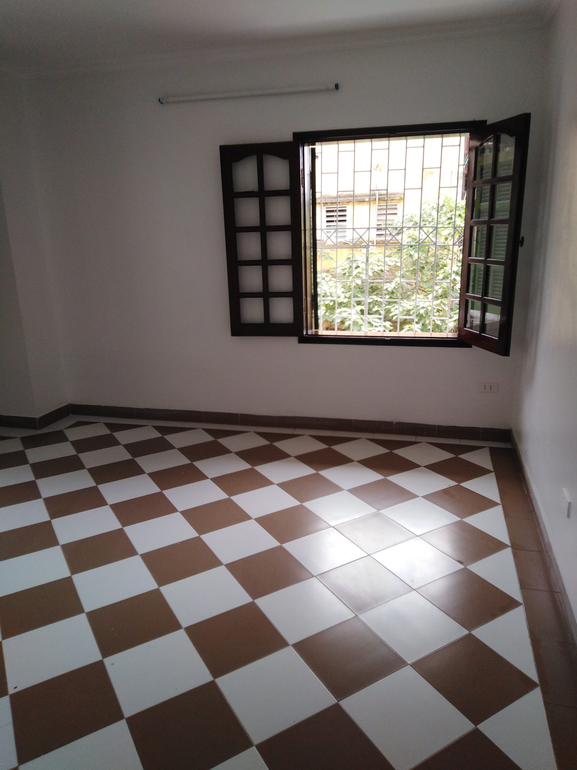 BÁN NHÀ TT PHỐ TRẦN CUNG, CẦU GIẤY, lô góc 68m2, giá 2.649 tỷ: hung1st