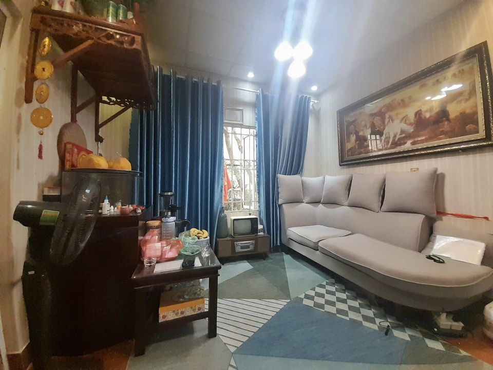 CHÍNH CHỦ BÁN GẤP NHÀ TẠI CẦU GIẤY NGÕ 68 - MẶT TIỀN RỘNG - TIỆN ÍHC ĐẦY ĐỦ - GẦN Ô TÔ