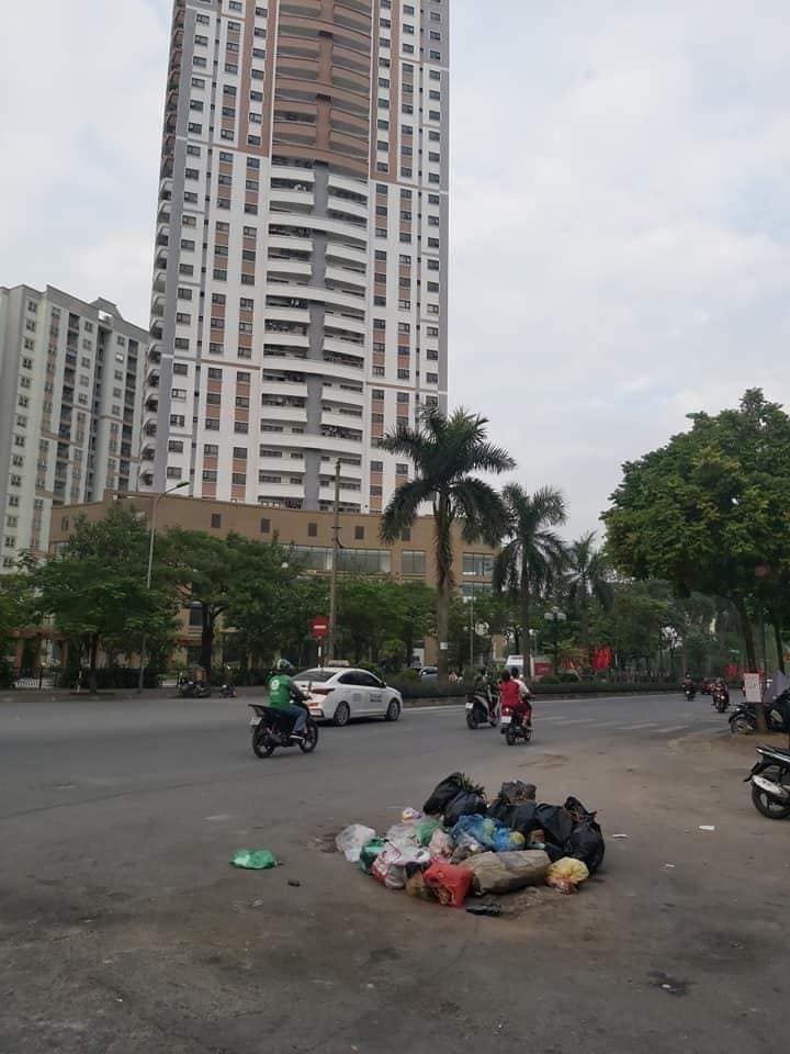 Bán mảnh đất MP Tân Mai to. 92m2 Mặt tiền 6m, Lô góc.. Đối diện chung cư.