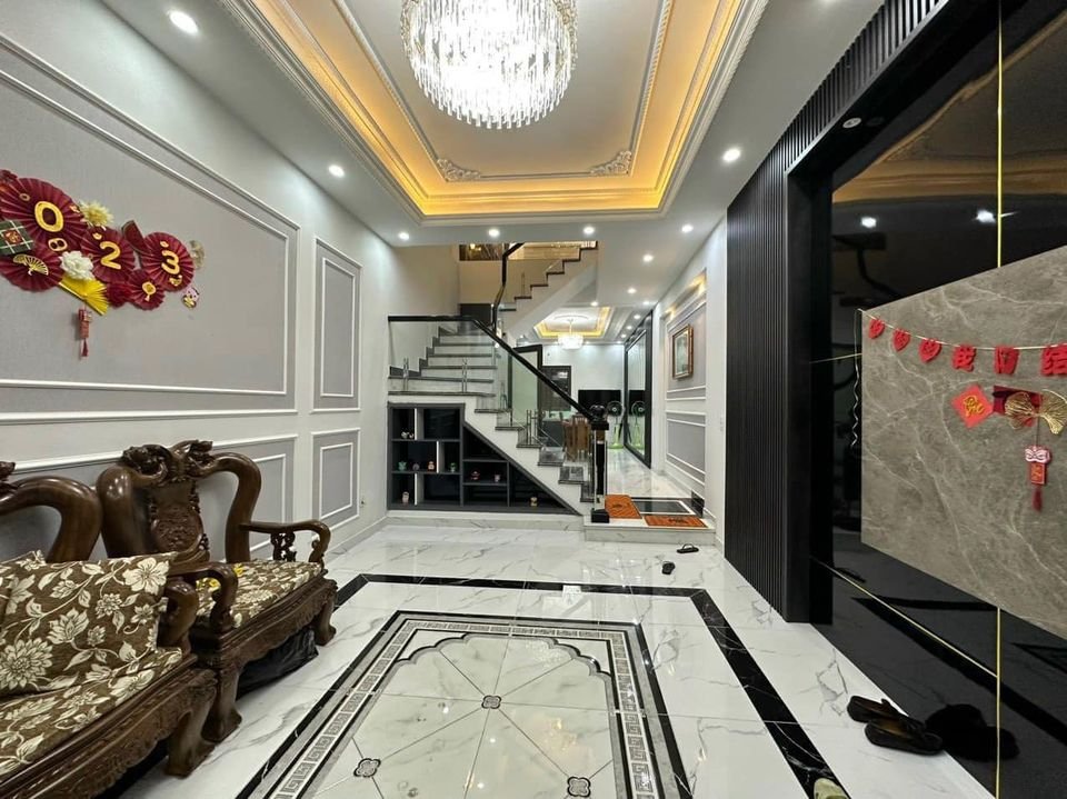 Bán nhà Thái Hà, Đống Đa, ô tô, kinh doanh, 50m2 x 5 tầng, chỉ 8.7 tỷ