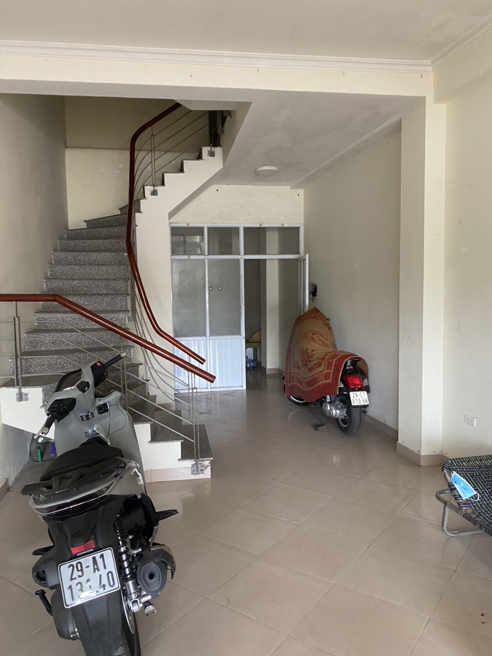 Cho thuê MBKD Phố Đội Cấn, Ba Đình. Phù hợp văn phòng, kinh doanh onlines. Chỉ 13tr