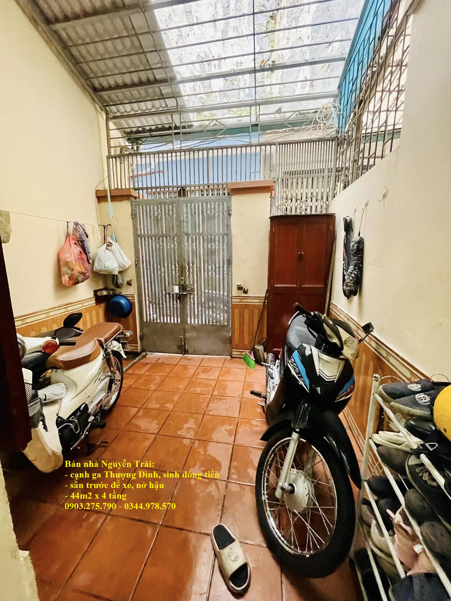 Bán nhà gần ga Thượng Đình, có sân để xe, kinh doanh đỉnh, 44m x 4T, giá chỉ 4,65 tỷ